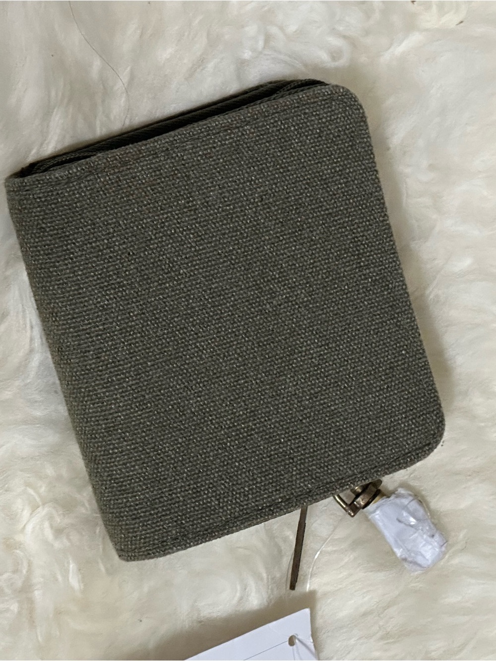 Thirty-One Clip N' Zip Wallet vintage Olive new with tags